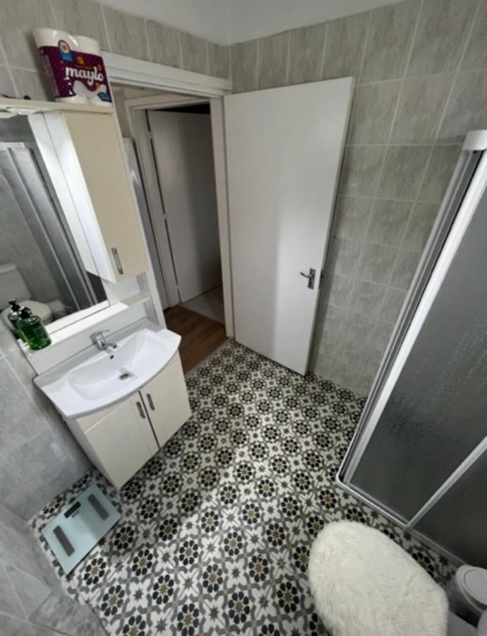 Girne Center 3 Rooms 150 M To Beach Extérieur photo